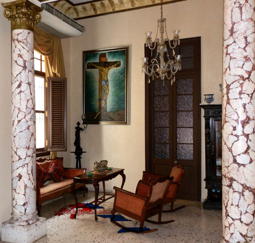 Колониална къща за гости във Ведадо Хавана. Къщата на Oсмари